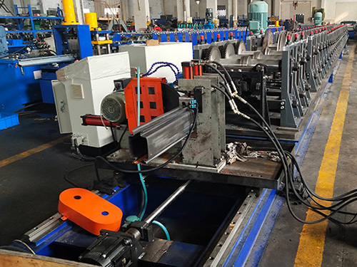 行車(chē)KBK軌道成型機