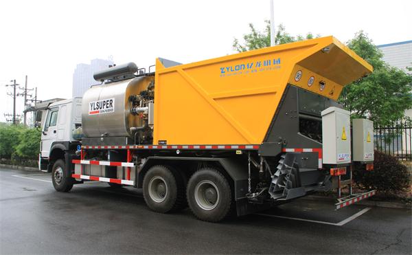 同步碎石封層車(chē)發(fā)動(dòng)機如何保養